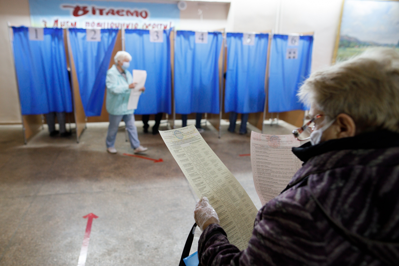 Вибори без переможця: хто взяв владу у регіонах України